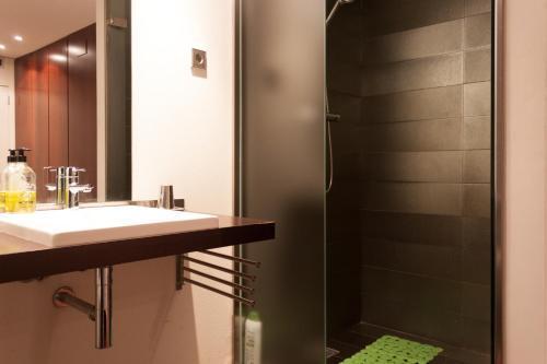 Apartamento Via Augusta 153 บาร์เซโลนา ภายนอก รูปภาพ