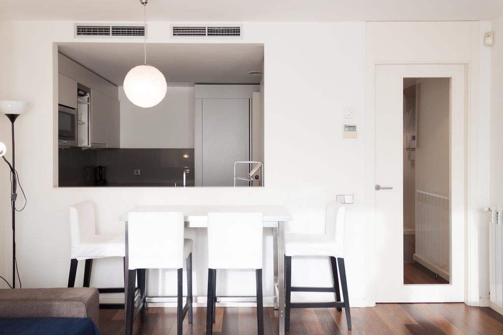 Apartamento Via Augusta 153 บาร์เซโลนา ภายนอก รูปภาพ